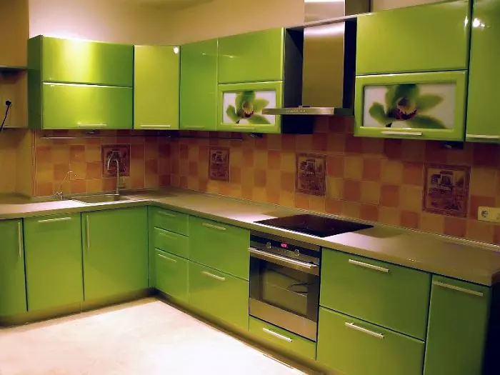 Кухня КХ022 зеленые кухонные шкафы