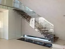 Лестница со стеклянным ограждением Л171