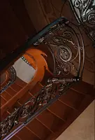 Лестница с ковкой Л014